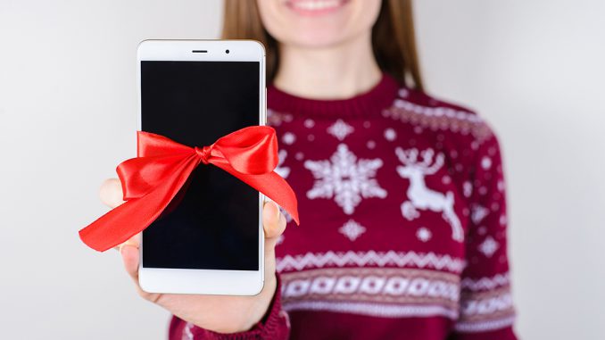 Holiday Tech Doks Shopping Tips